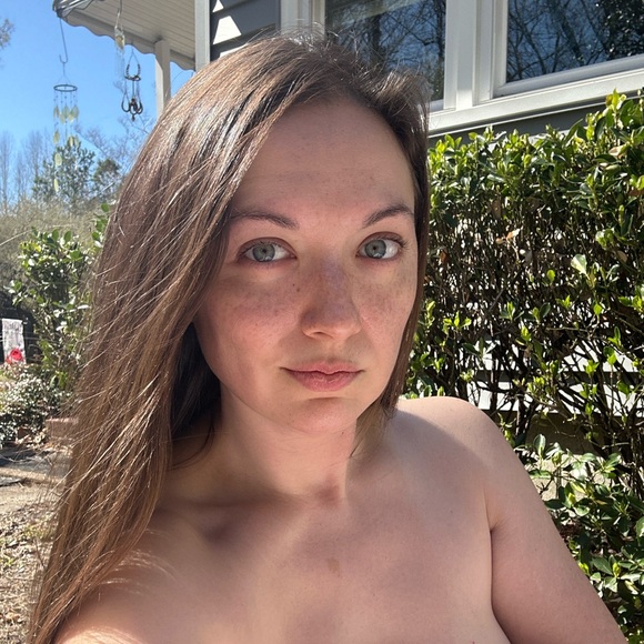 Meet your Posher, Rachel - Picture 2 of 7